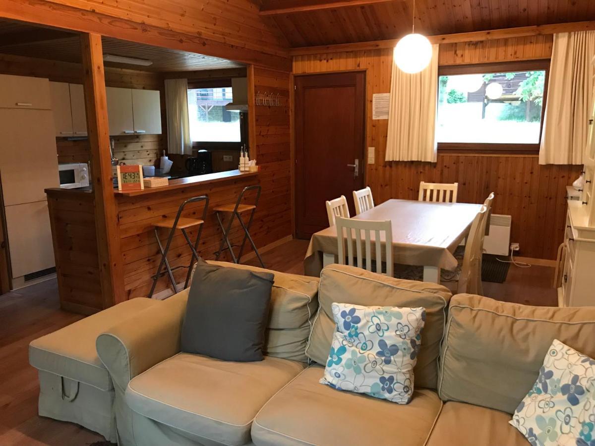 Ferienhaus Aux Bons Vivants Heure
